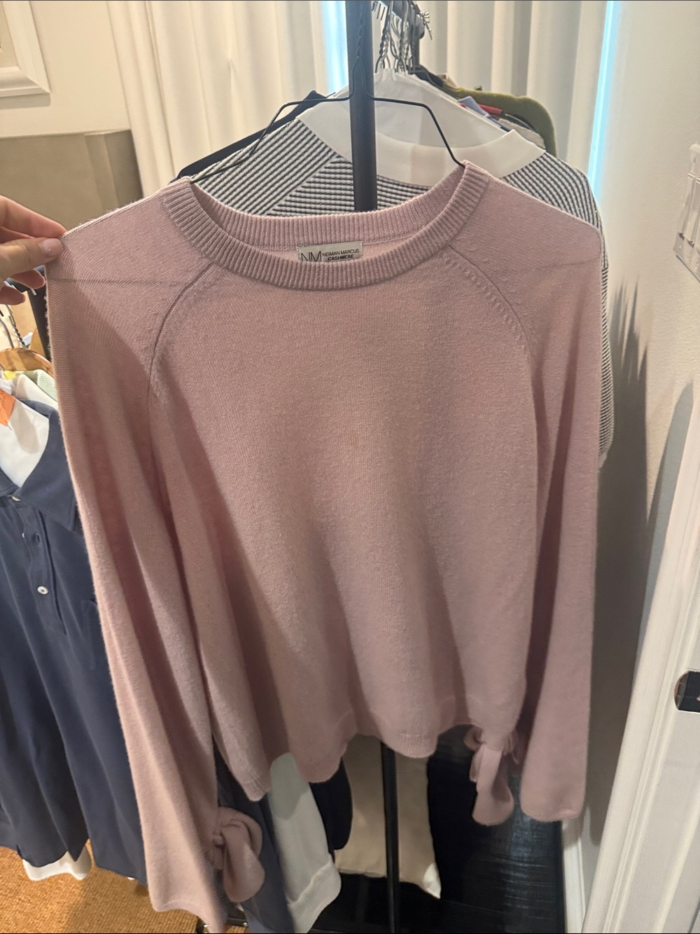 Women's Dusty Pink Knit Crewneck Sweater neiman marcus cashmere